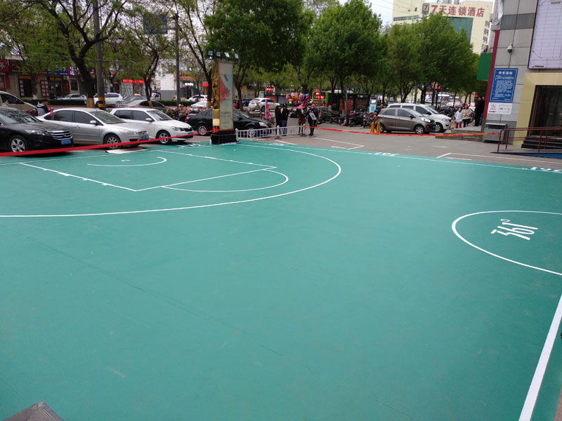 廠家供應(yīng)防滑PVC運動地板室內(nèi)籃球乒乓羽毛球排球地膠墊