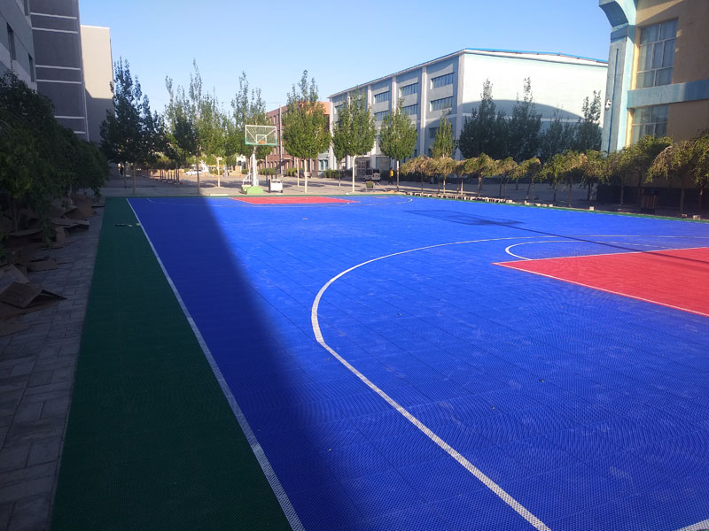 供應懸浮式拼裝地板九宮格軟連接地板幼兒園室外籃球場懸浮地板